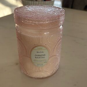 Leoben Co No34 Jasmine Santal Candle Pink Textured Candle